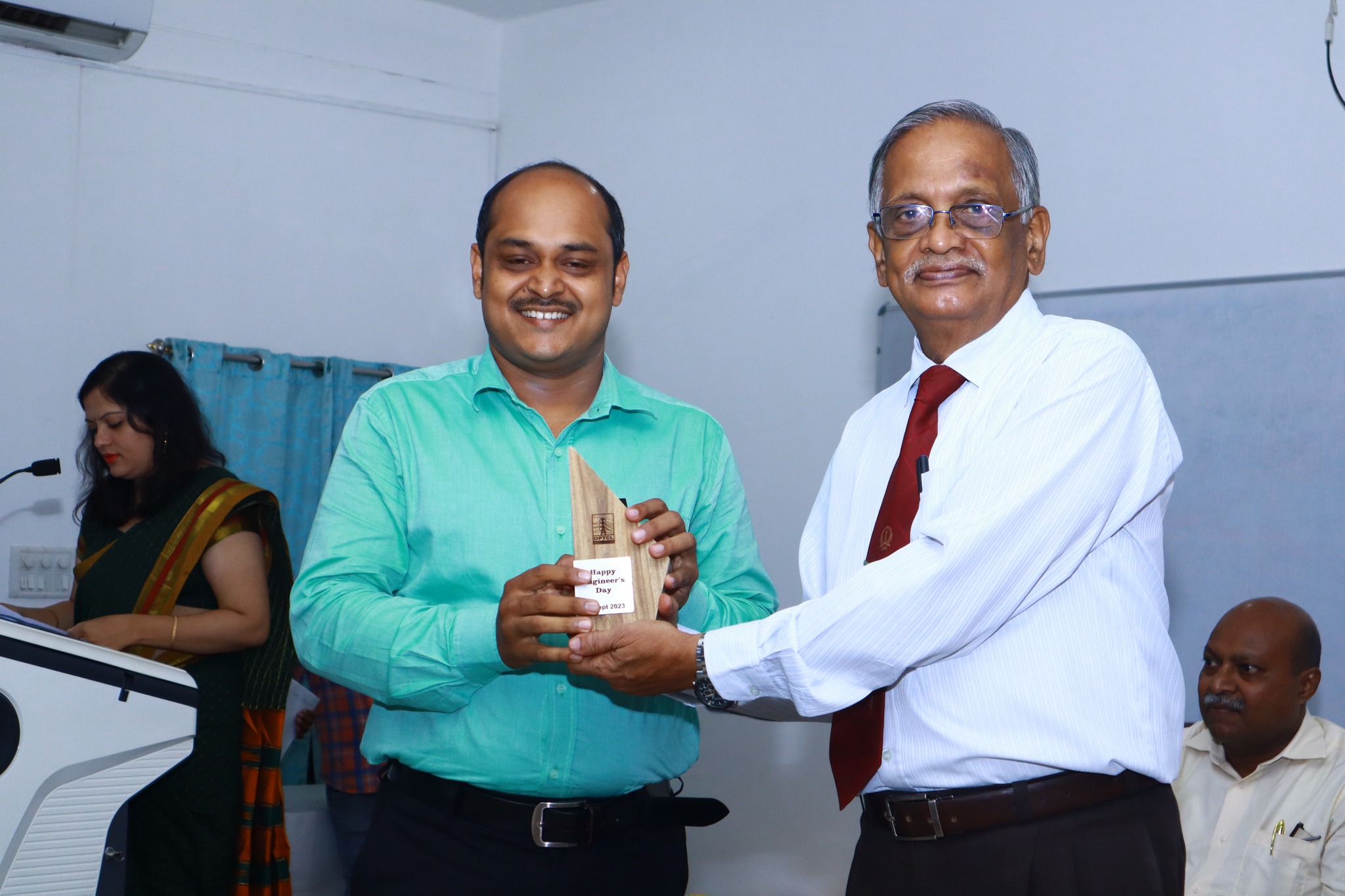 2nd position winner Akshaya Kumar Prusty, AGM(Tel.